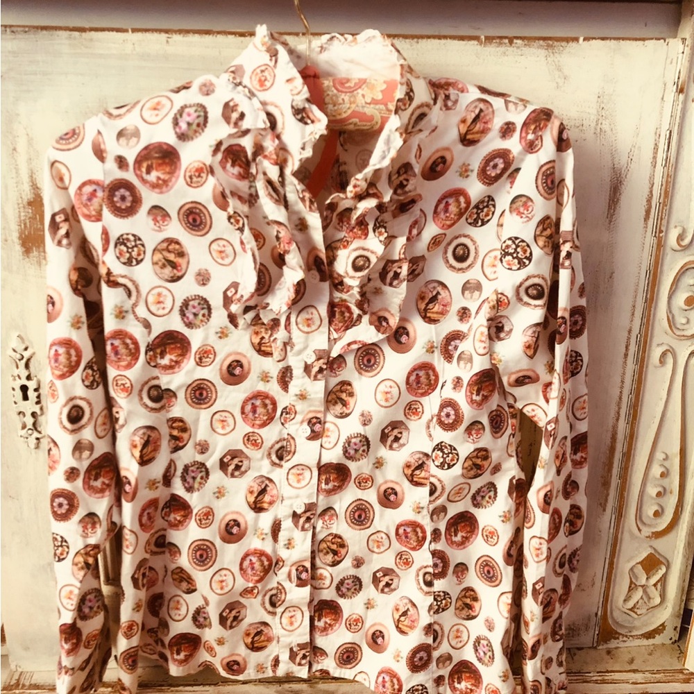JOTTUM Ruffle Collar Long-Sleeve Button-Up Top - Cream with Multi Sz 140